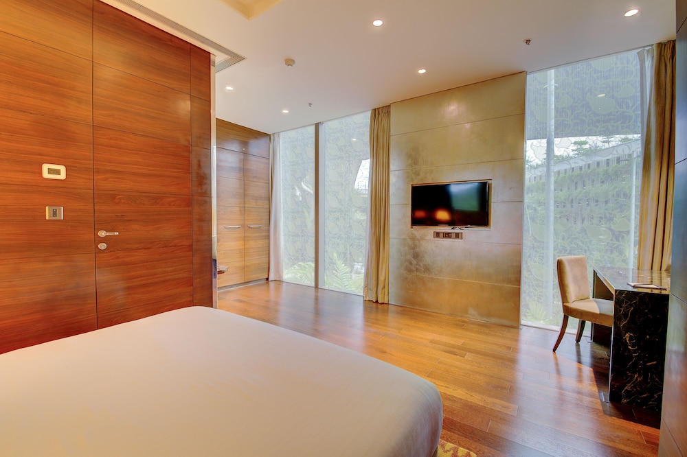 Niranta Airport Hotel and Lounge Landside