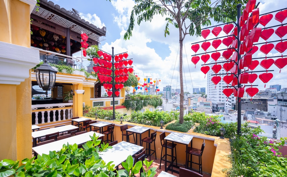 Duc Vuong Saigon Hotel - Bui Vien
