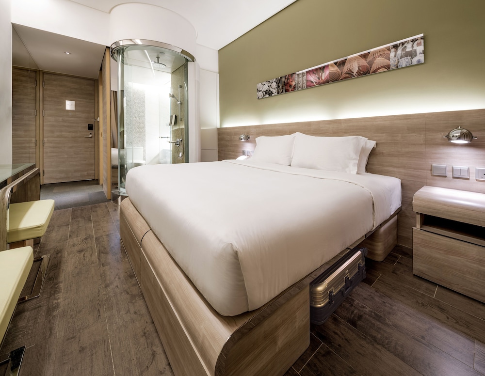 Lodgewood by Nina Hospitality丨Mong Kok