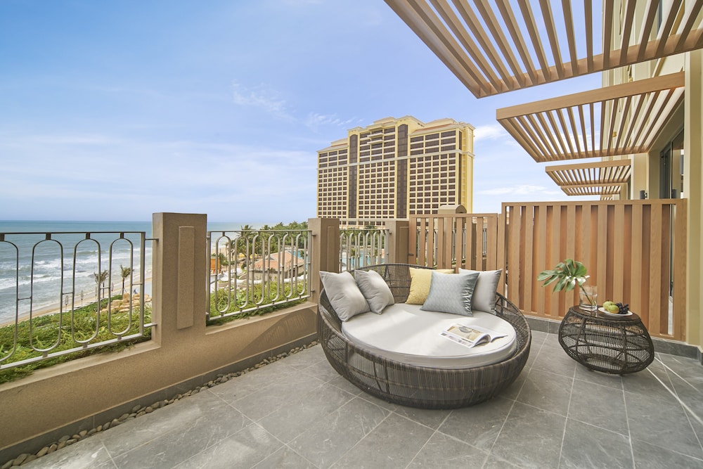 Holiday Inn Resort Ho Tram Beach, an IHG Hotel