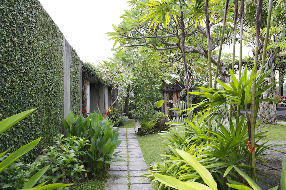 Villa Kayu Lama