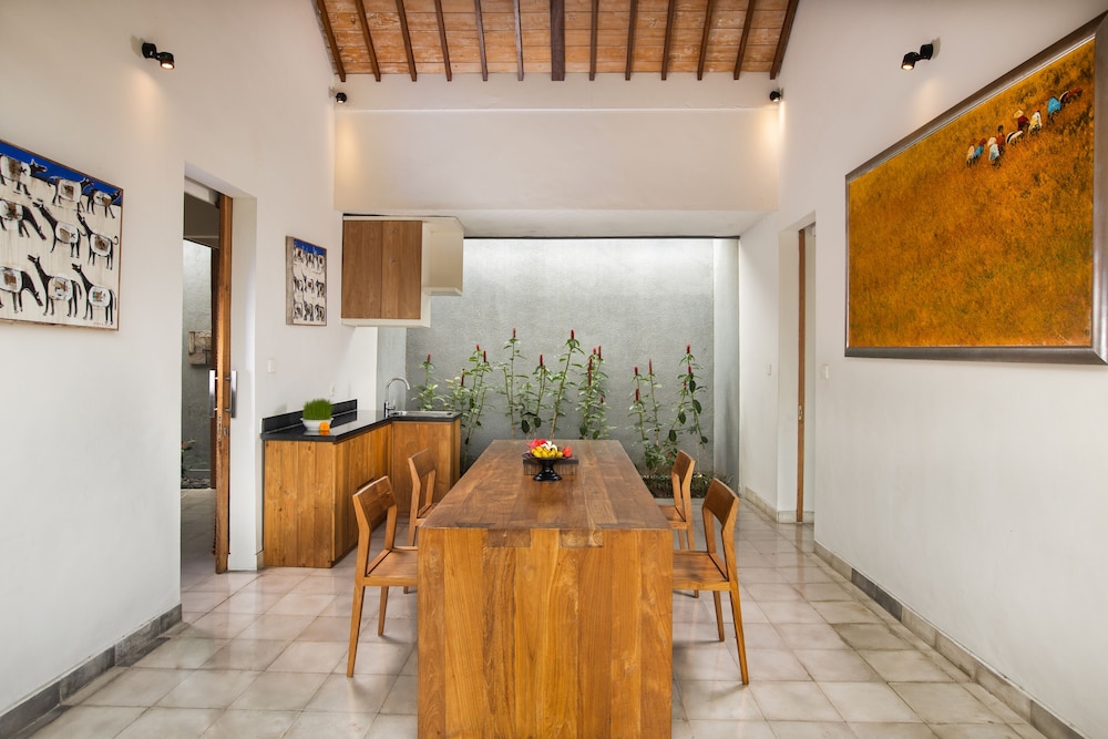 Villa Kayu Lama