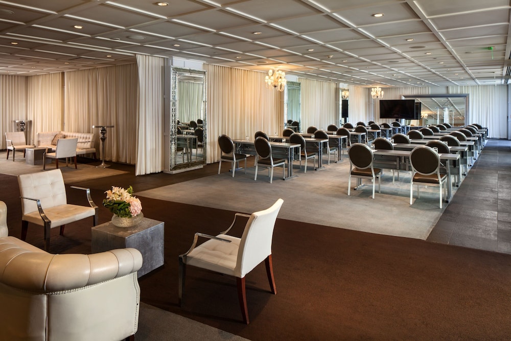 SLS Hotel, a Luxury Collection Hotel, Beverly Hills