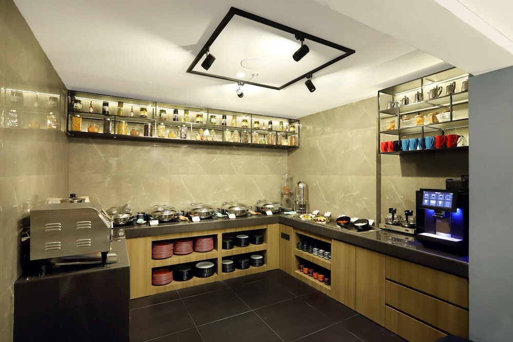 Aralia Business Hotel MIDC Andheri East Mumbai