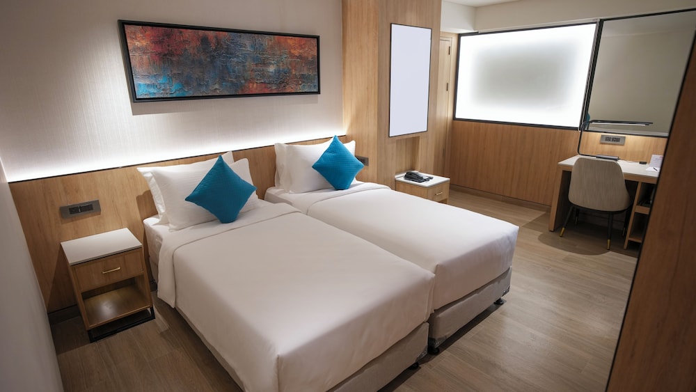 Transit by Encalm Nap and Shower