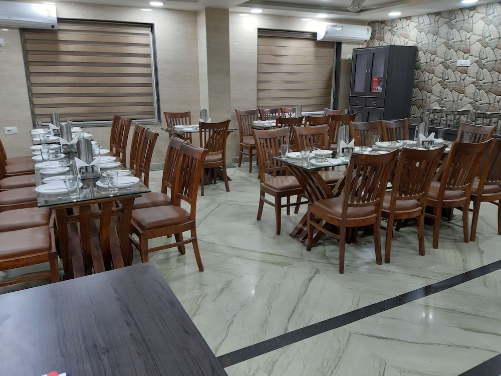 Hotel Chint Purni International