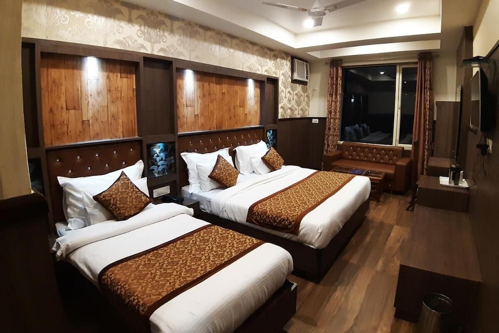 Hotel Chint Purni International
