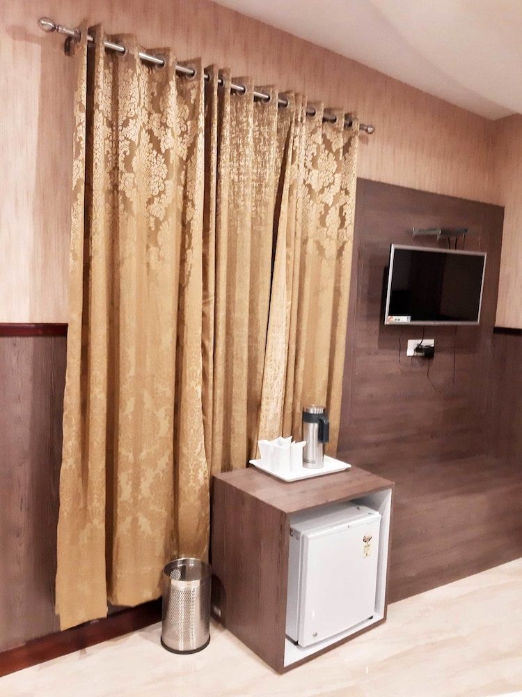 Hotel Chint Purni International