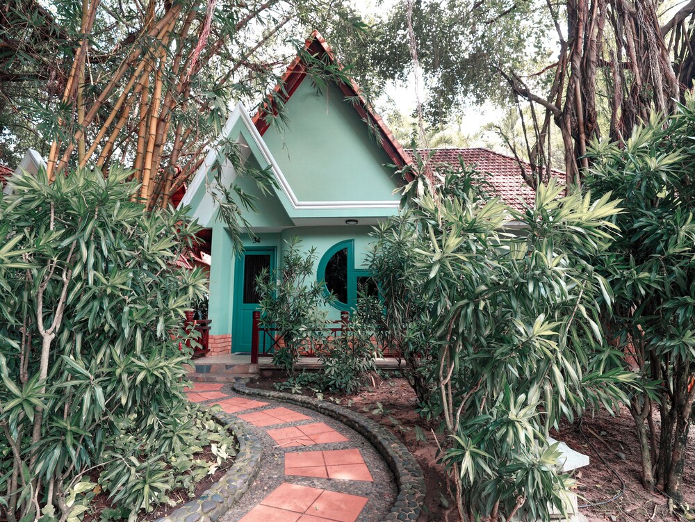 Phuong Nam Resort