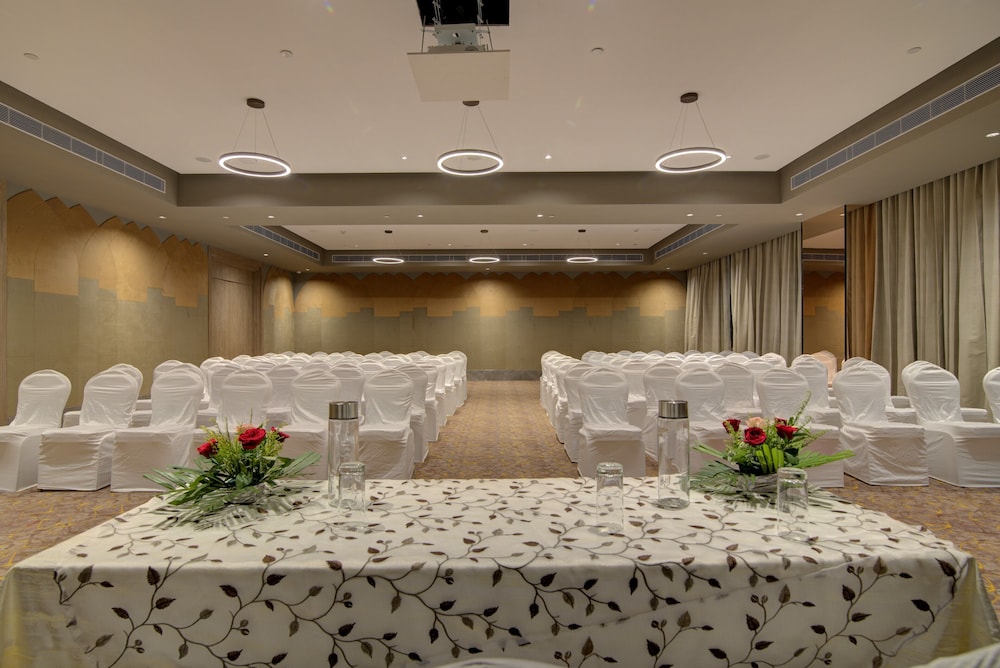 7 Apple Hotel Tonk Road, Jaipur
