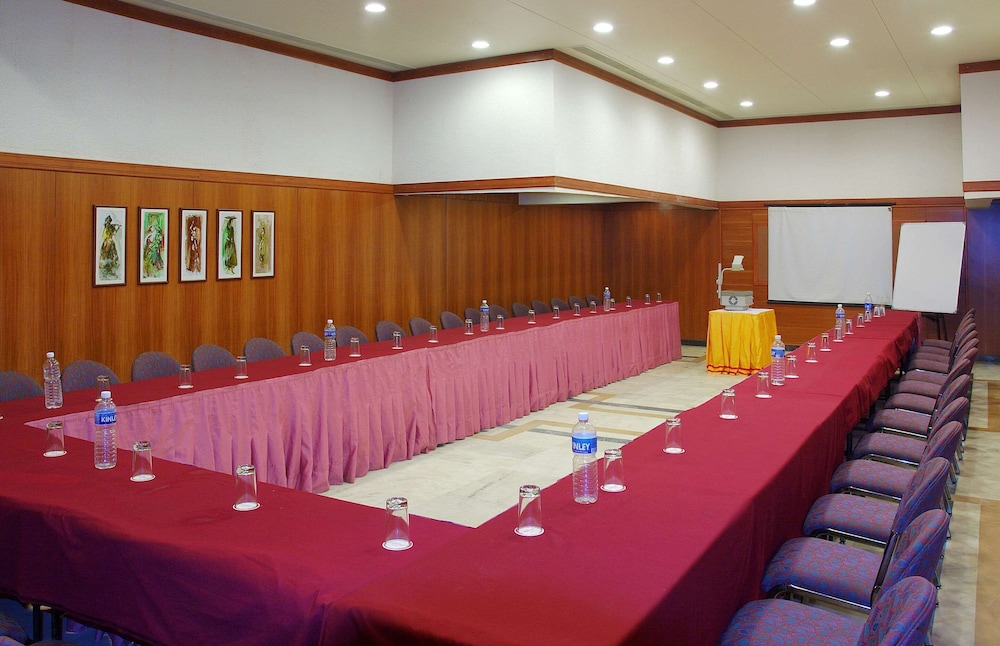 Comfort Inn President Hotel