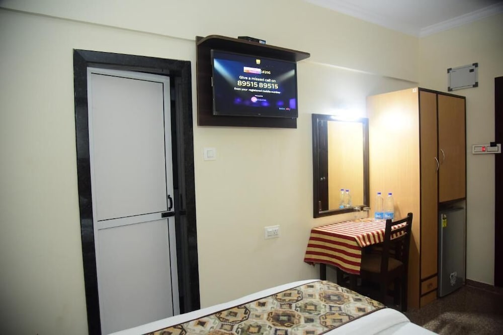 Valentine's Retreat - Near Candolim Beach