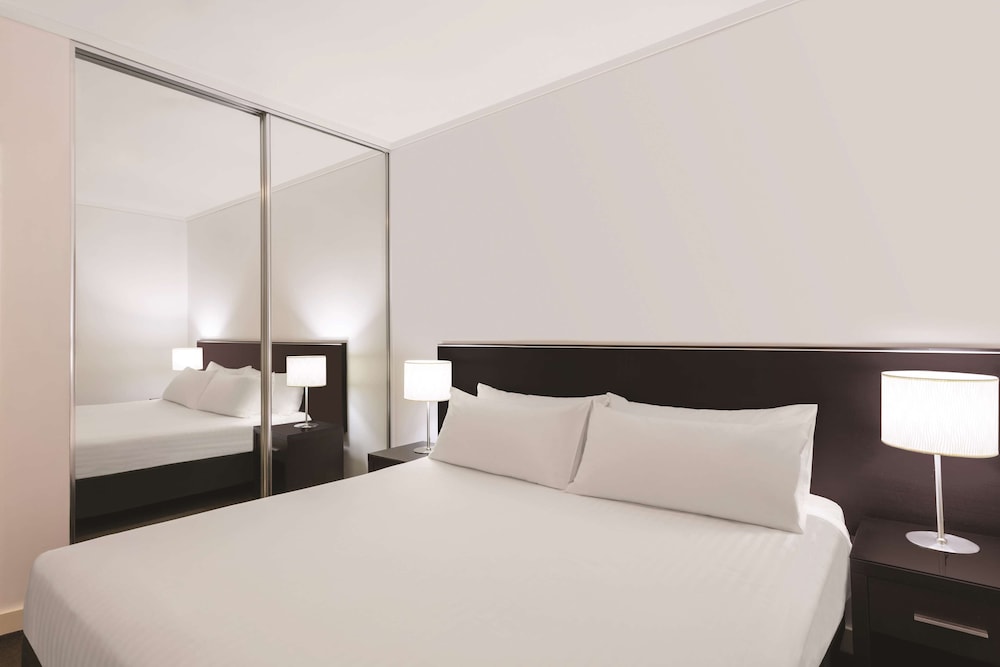 Adina Apartment Hotel Perth - Barrack Plaza