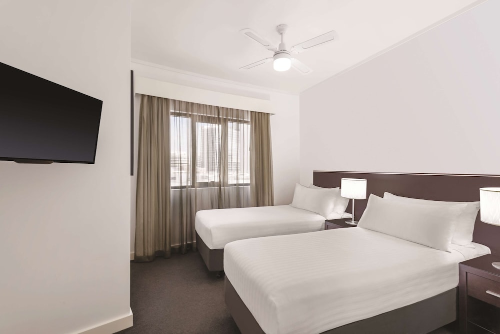 Adina Apartment Hotel Perth - Barrack Plaza