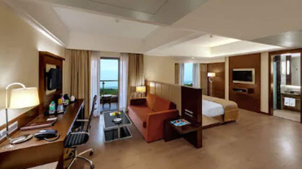 The Fern Kadamba Hotel And Spa