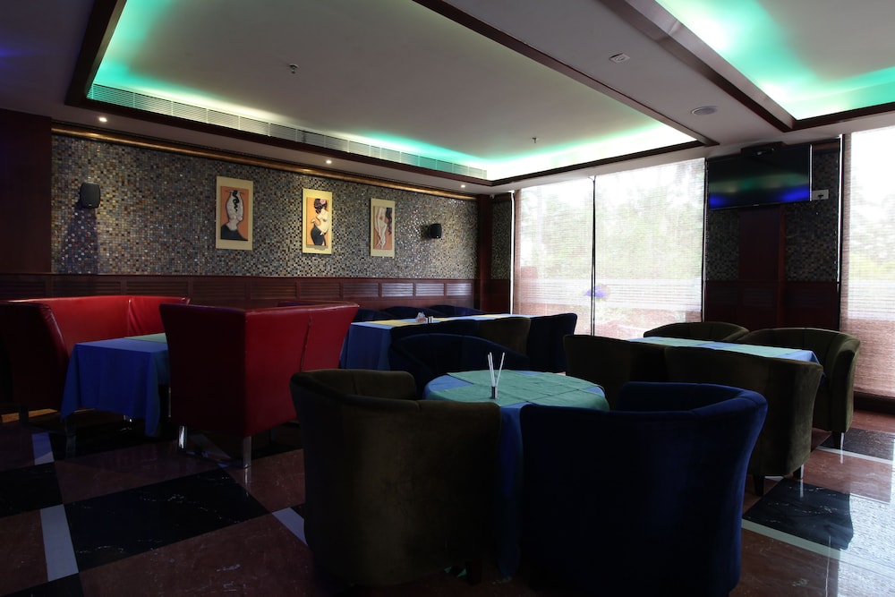 Lake Palace Trivandrum