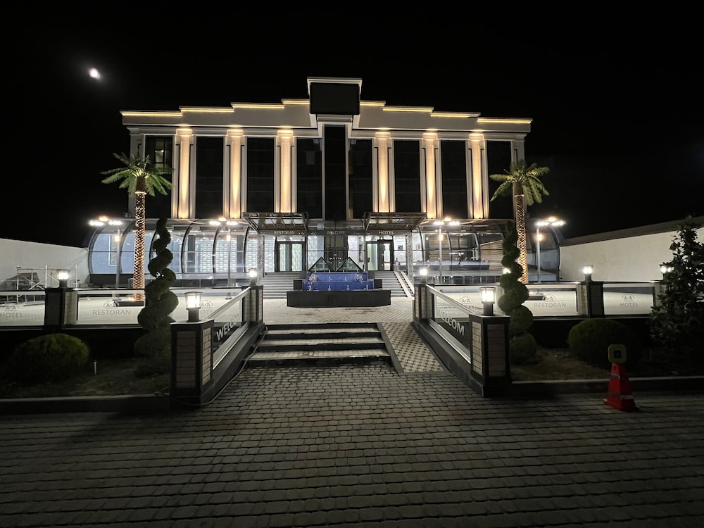 Ada Hotel