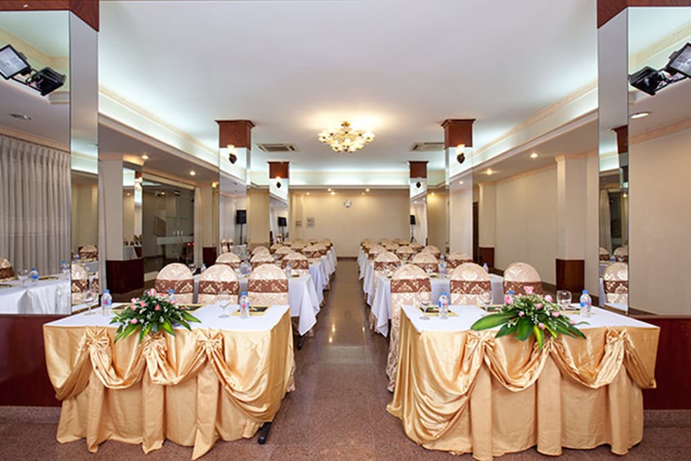 Victory Saigon Hotel