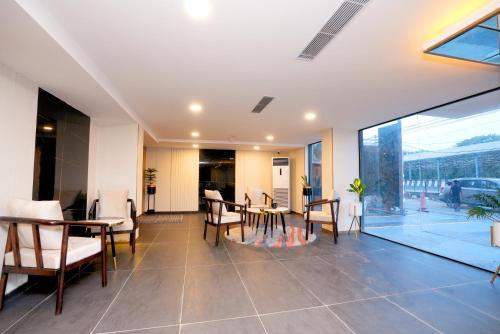 Hotel Limon, Sector 29, Gurgaon