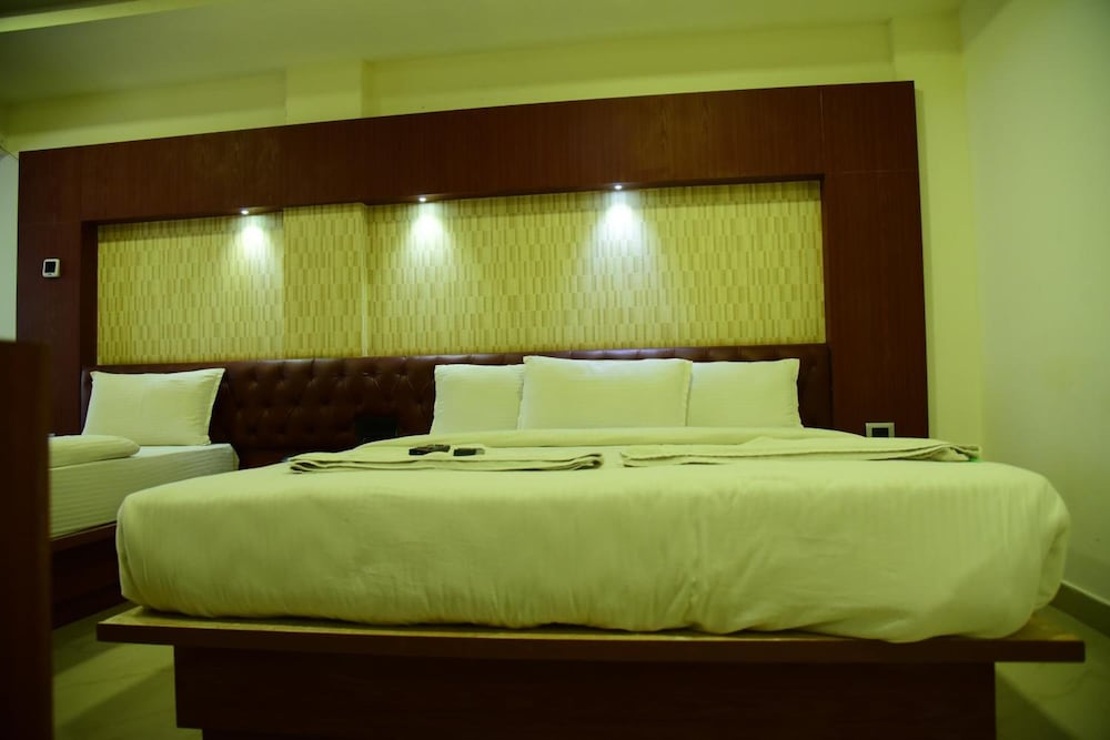 Hotel Adya Classic near Narayana Hrudayalaya