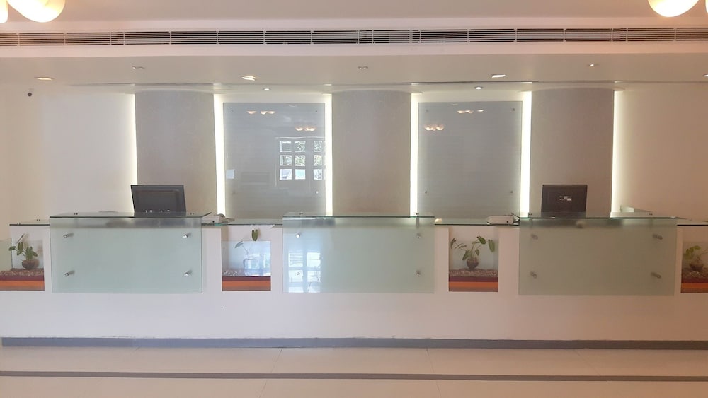 Gokulam Park Hotel And Convention Centre