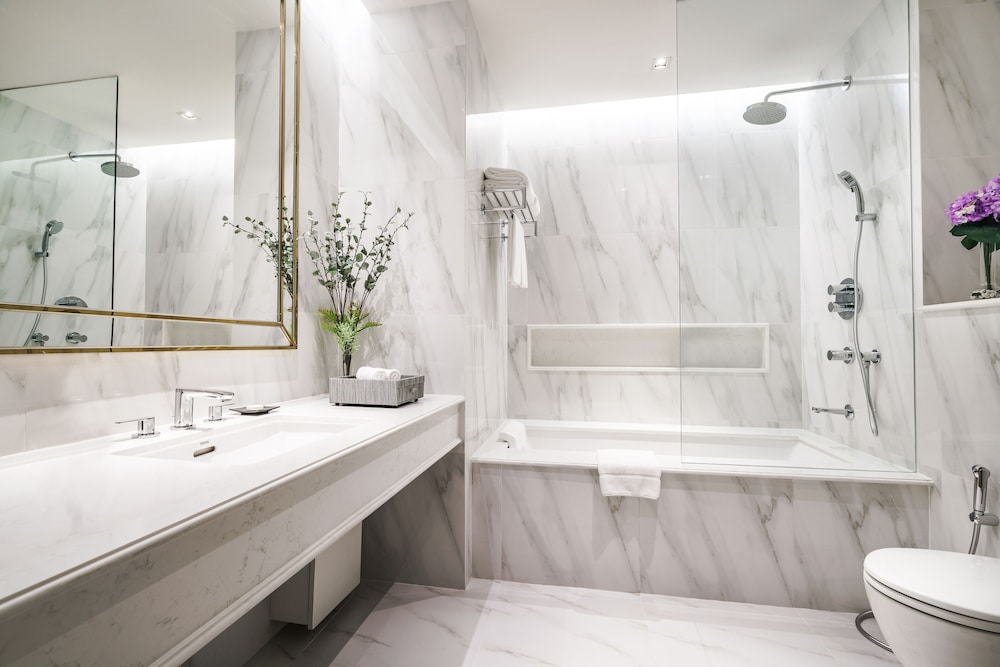 MUU Bangkok, Small Luxury Hotels of the World