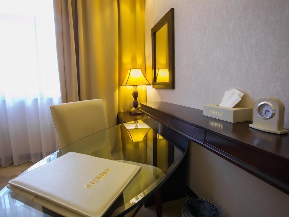 Emerald Hotel