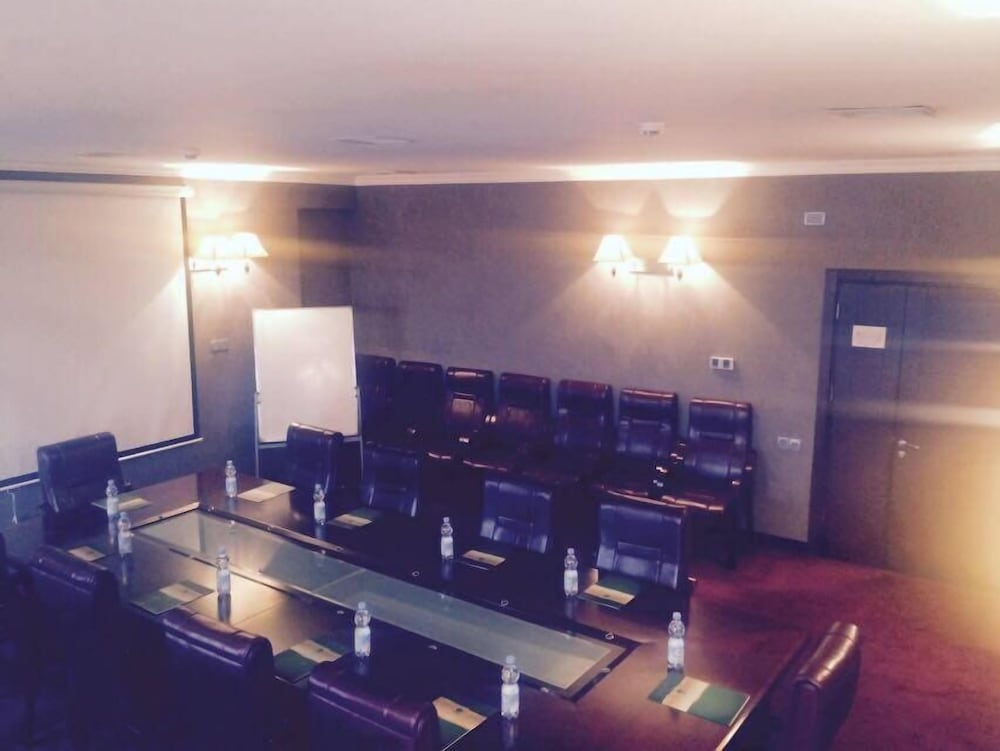 Emerald Hotel