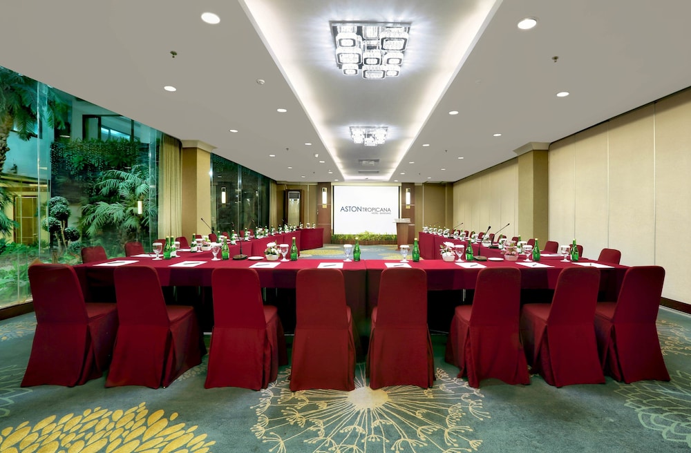Aston Tropicana Hotel Bandung