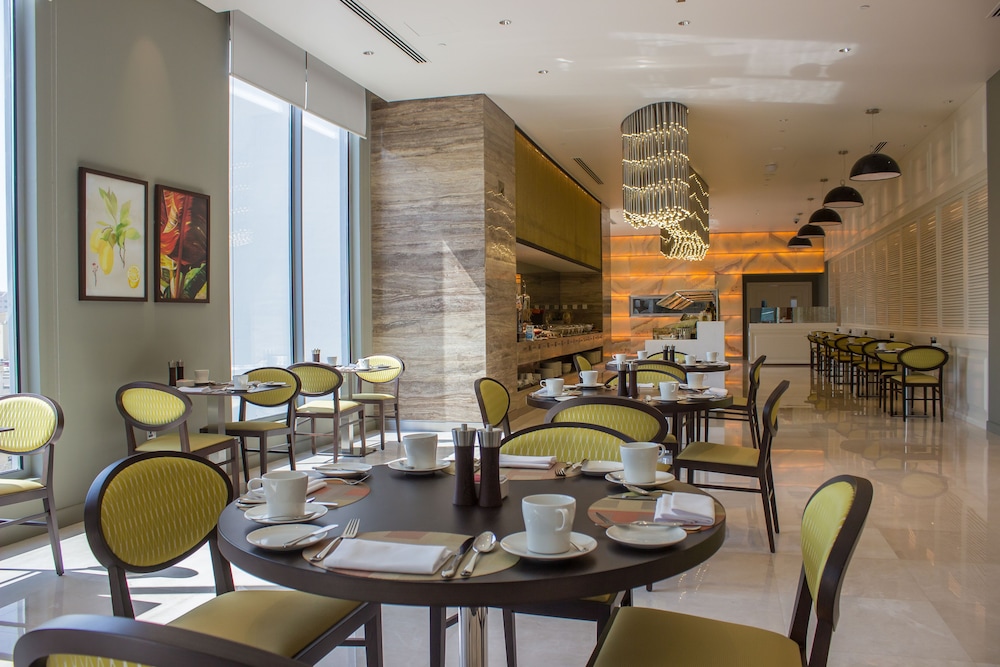 Holiday Inn Doha - The Business Park by IHG