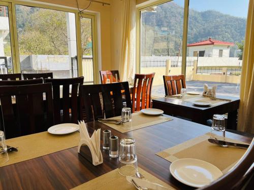 Tapovan New Residency By FTP Hotels