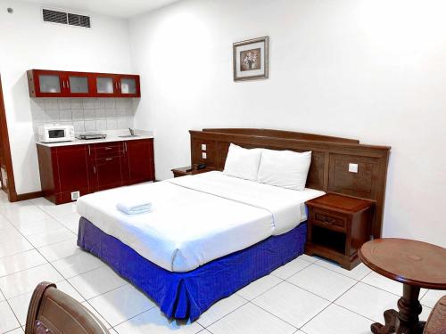 OYO Capital O 167 Moon Valley Hotel Apartment
