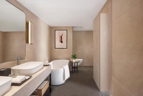 Novotel Mumbai International Airport