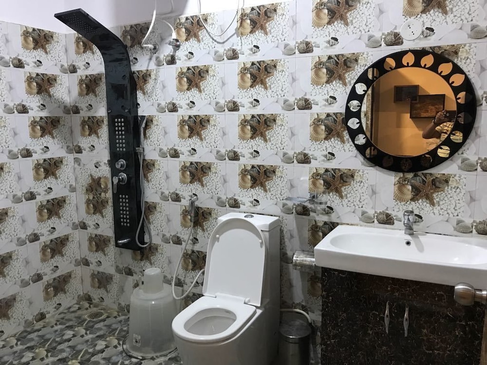 Nest Inn Hotel