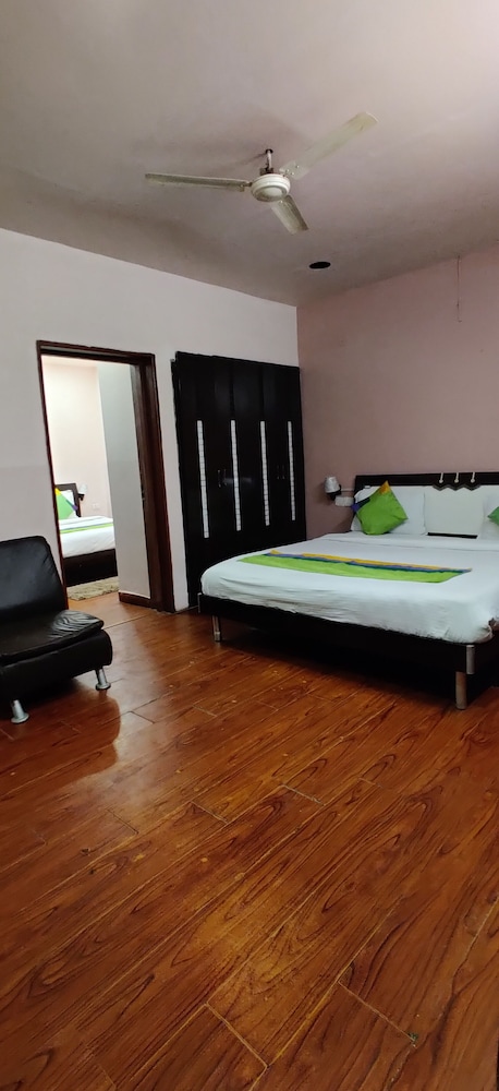 City Stay Hotel