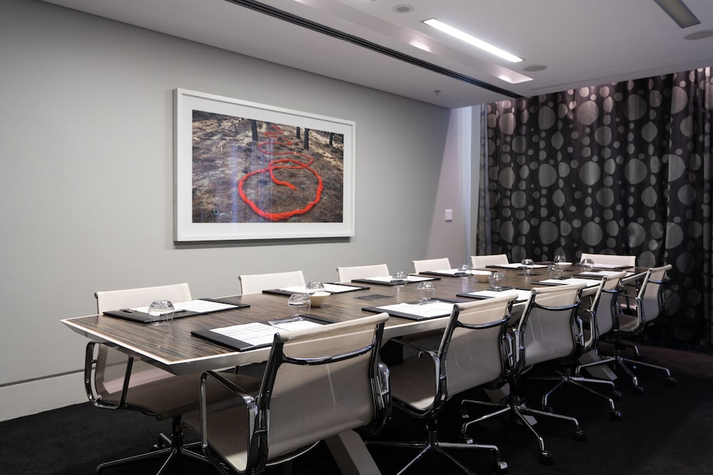 The Capital 15 on Orange Hotel & Spa