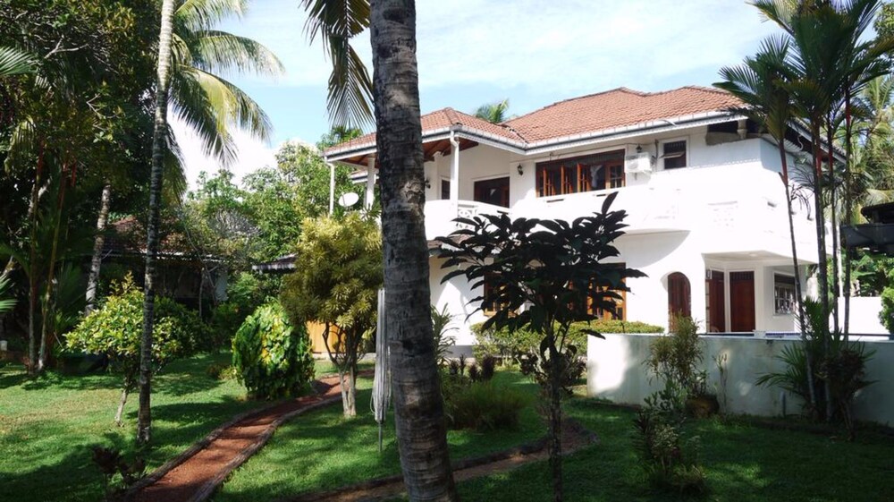  River View Villas