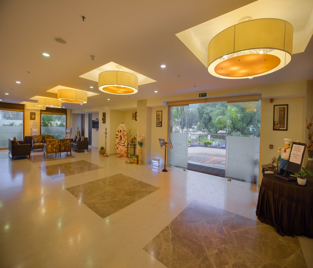 Hotel Ganpat Grand, Palani
