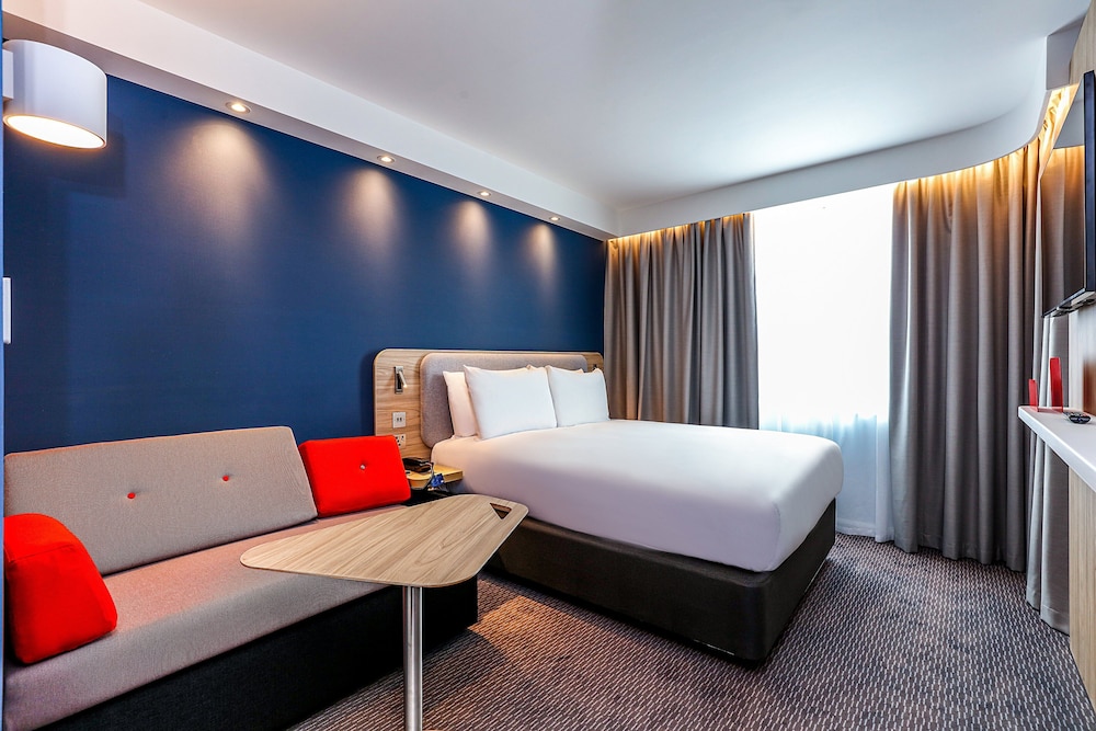 Holiday Inn Express Exeter - City Centre by IHG
