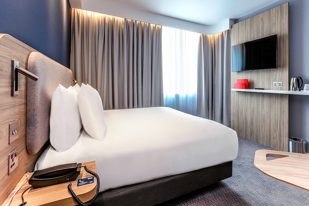 Holiday Inn Express Exeter - City Centre by IHG