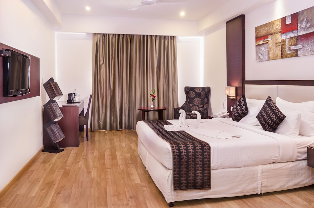 Hotel Ananya Regency - Gateway to Corbett