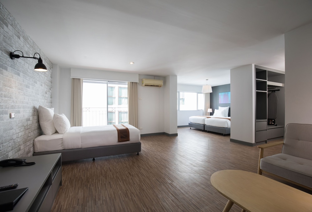 Journeyhub Pattaya Central