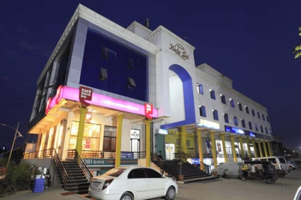 ZiP By Spree Hotels  Shirdi (Walkable from Saibaba temple)