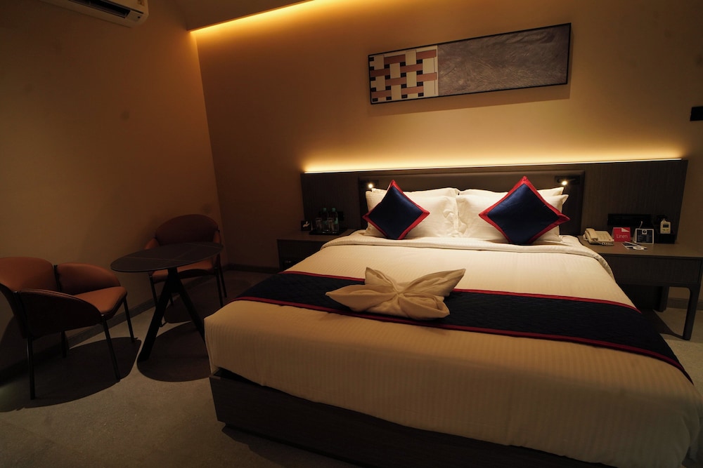 ZiP By Spree Hotels  Shirdi (Walkable from Saibaba temple)