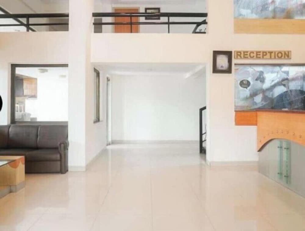 ZiP By Spree Hotels  Shirdi (Walkable from Saibaba temple)