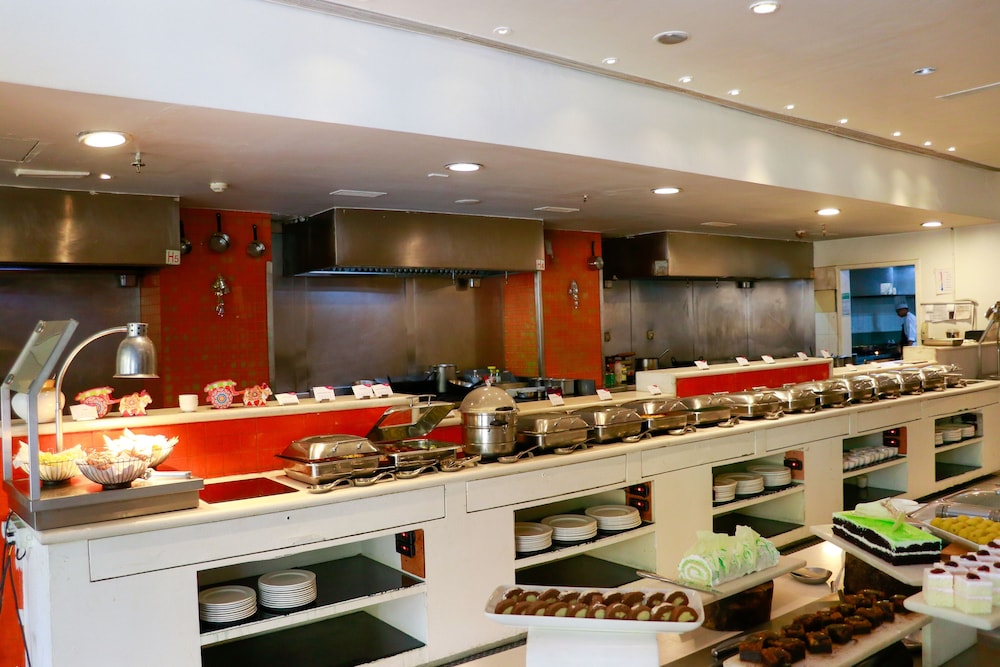 Crowne Plaza Pune City Centre, an IHG Hotel