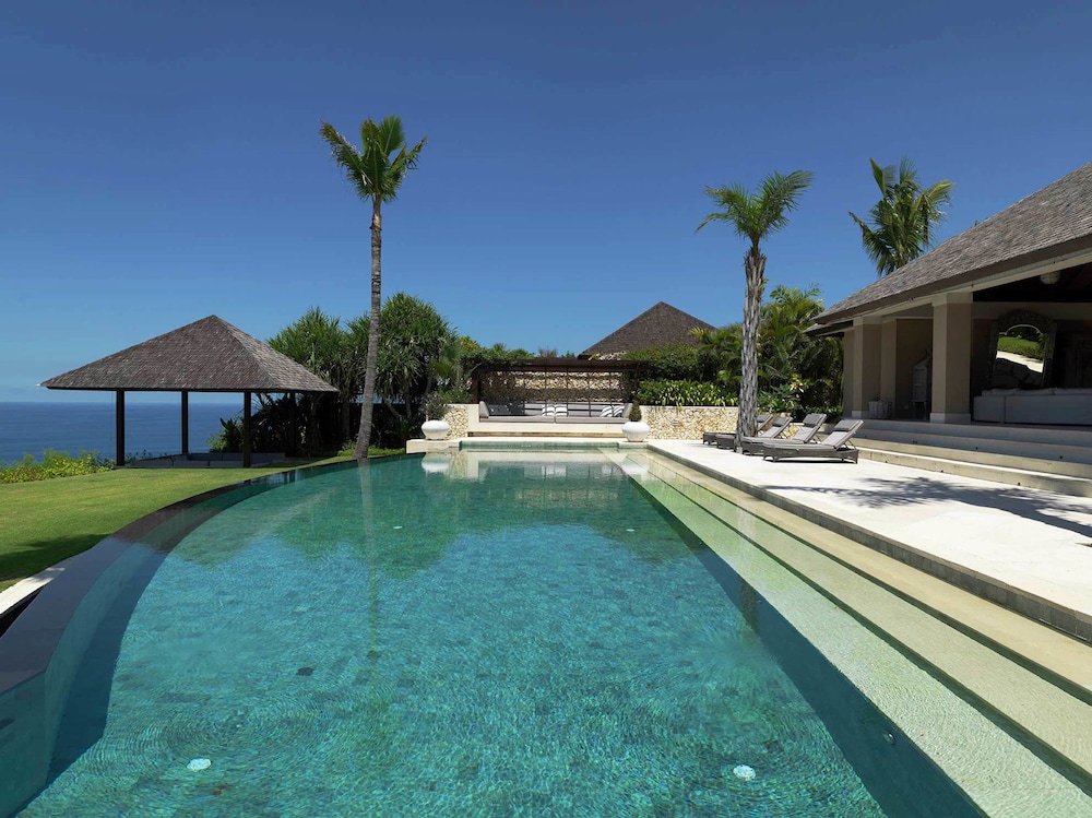 The Ungasan Clifftop Resort