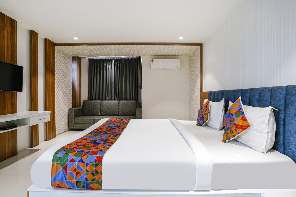 FabHotel The Nashik Inn