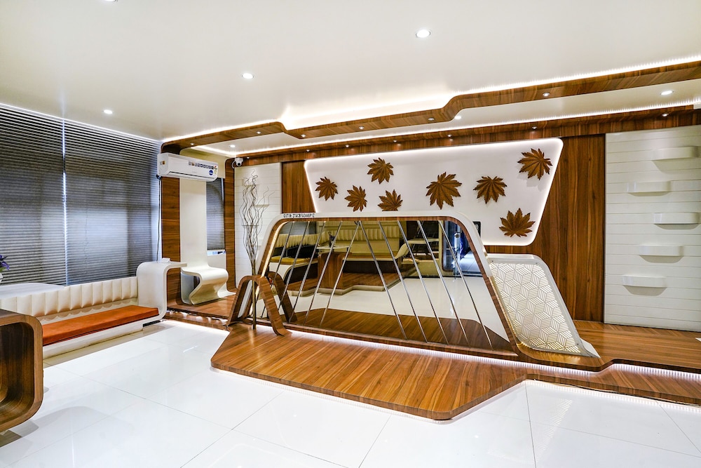 FabHotel The Nashik Inn