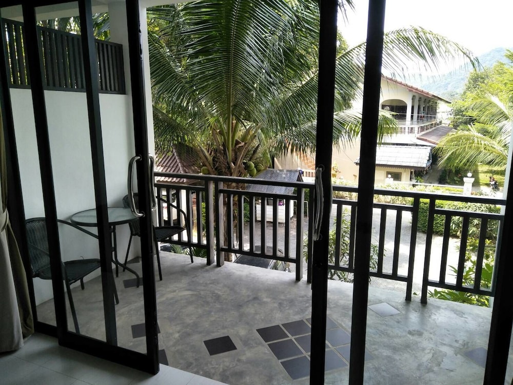 Centara Life Lamai Resort Samui